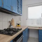 In Ochota With Balcony Near Szczesliwicki Park By Renters Apartmán *