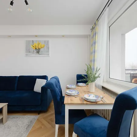 In Ochota With Balcony Near Szczesliwicki Park By Renters شقة وارسو