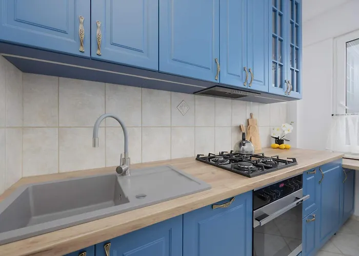 公寓 In Ochota With Balcony Near Szczesliwicki Park By Renters *