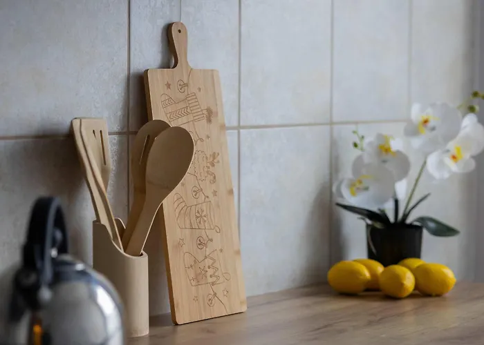 In Ochota With Balcony Near Szczesliwicki Park By Renters 公寓 *